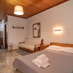 Apartment Aristofanis 1 *