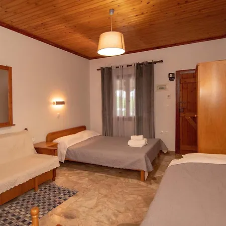Apartment Aristofanis 1 *